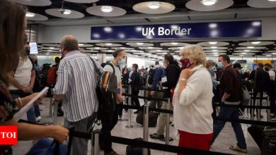 Photo of Reino Unido eliminará a todos los países de su lista roja de prohibición de viajes de Covid