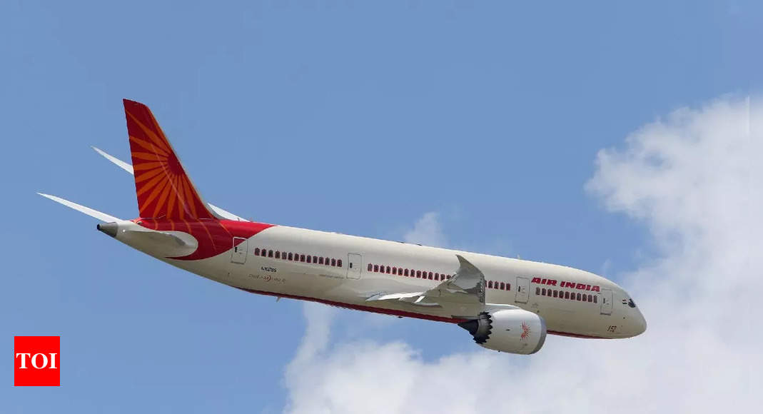 avion-de-air-india-parte-de-mumbai-a-bucarest-para-evacuar-a-indios-varados-en-ucrania